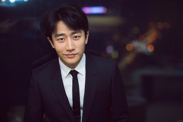 黄轩新剧爆料最新消息,神秘角色引期待！